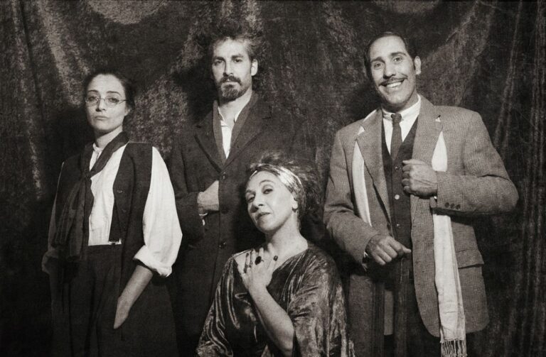 Teatro Kamikaze: La Noche de las Tríbadas