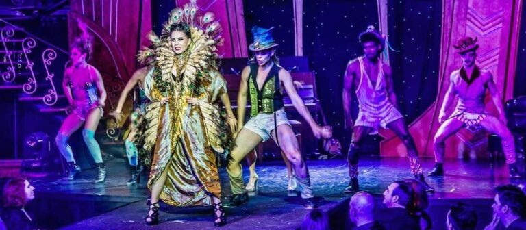 La cena de los malditos.. suma y sigue