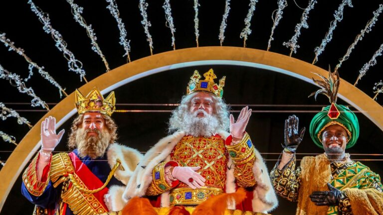 El paseo de los Reyes Magos por los distritos de Madrid
