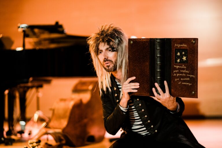 ‘El contrabajo estrellado’ ilumina la música de cámara con un espectáculo infantil