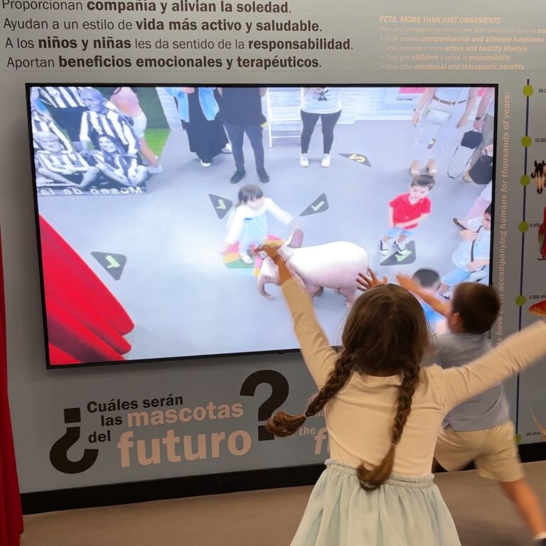 Sonrisas aseguradas para toda la familia en el Museo de la Felicidad